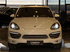 ÜGEM'DEN 2014 PORSCHE CAYENNE PUSULA CARBON DRKSYN BOYASIZ