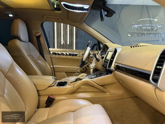 ÜGEM'DEN 2014 PORSCHE CAYENNE PUSULA CARBON DRKSYN BOYASIZ