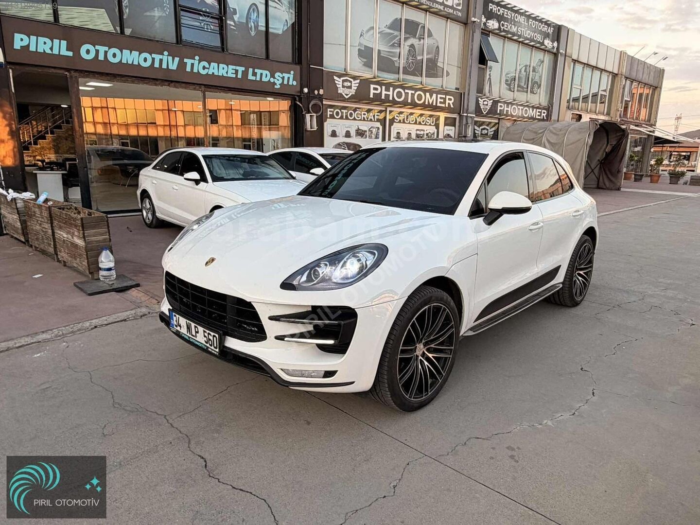 Galeriden Porsche Macan 2.0 2015 Model İstanbul 179.000 km Beyaz 1