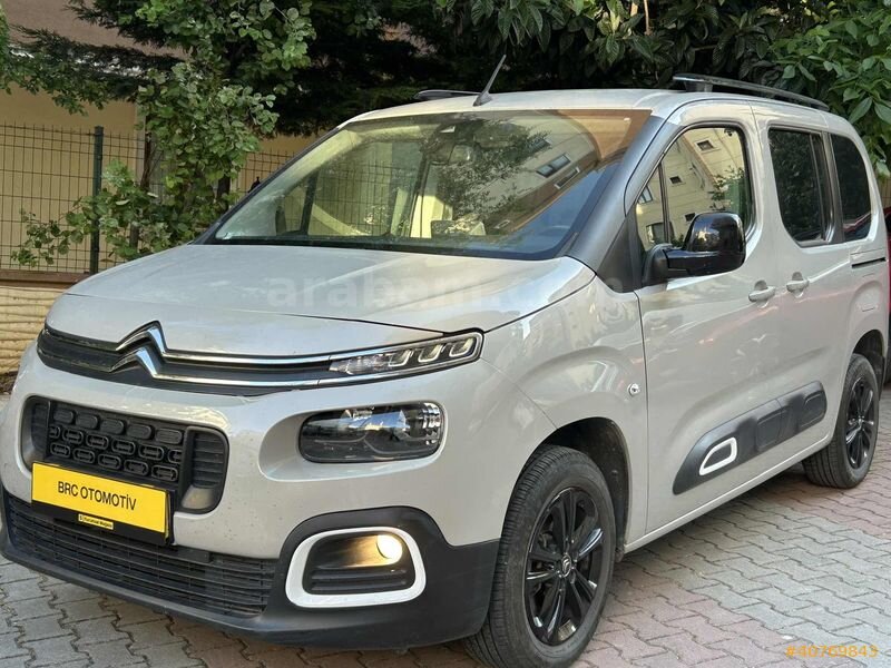 Galeriden Citroen Berlingo 1.5 BlueHDI Shine 2022 Model İstanbul 80.000 km Kahverengi