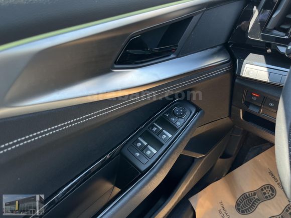 TOYOTA-RENAULT GÜRSES'DE 2025 RENAULT AUSTRAL 1.3 MHEV TECHNO