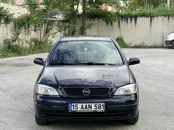 Galeriden Opel Astra 1.4 Club 2004 Model Burdur