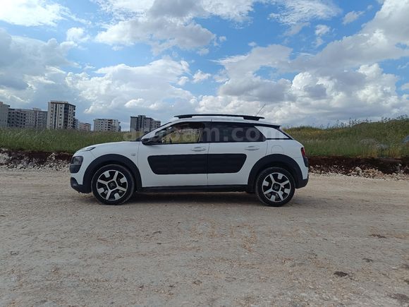 Sahibinden Citroen C4 Cactus 1.2 PureTech Shine 2015 Model