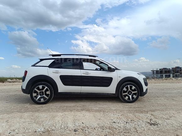 Sahibinden Citroen C4 Cactus 1.2 PureTech Shine 2015 Model