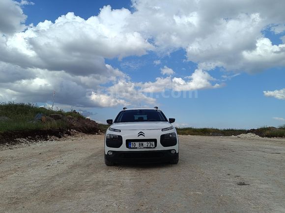 Sahibinden Citroen C4 Cactus 1.2 PureTech Shine 2015 Model