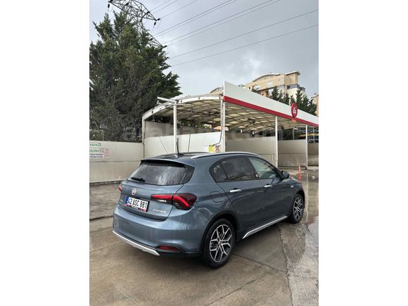 Sahibinden Fiat Egea Cross 1.6 Multijet Lounge 2023 Model  47.500 km Mavi (metalik)