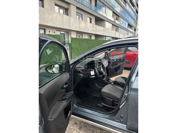 Sahibinden Fiat Egea Cross 1.6 Multijet Lounge 2023 Model  47.500 km Mavi (metalik)
