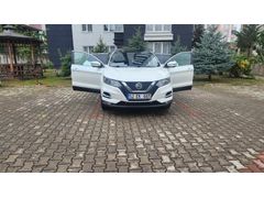 Sahibinden Nissan Qashqai 1.3 DIG-T Sky Pack Plus 2021 Model