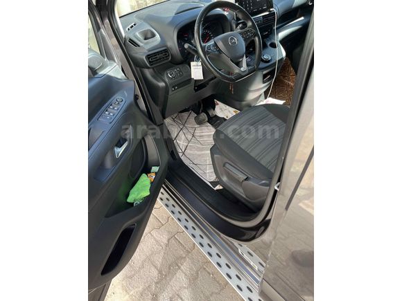 Sahibinden Opel Combo 1.5 CDTI Edition 2022 Model  75.000 km Gri