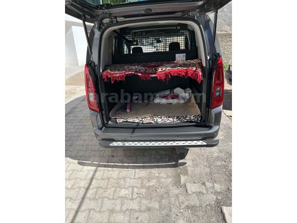 Sahibinden Opel Combo 1.5 CDTI Edition 2022 Model  75.000 km Gri