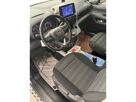 Sahibinden Opel Combo 1.5 CDTI Edition 2022 Model  75.000 km Gri