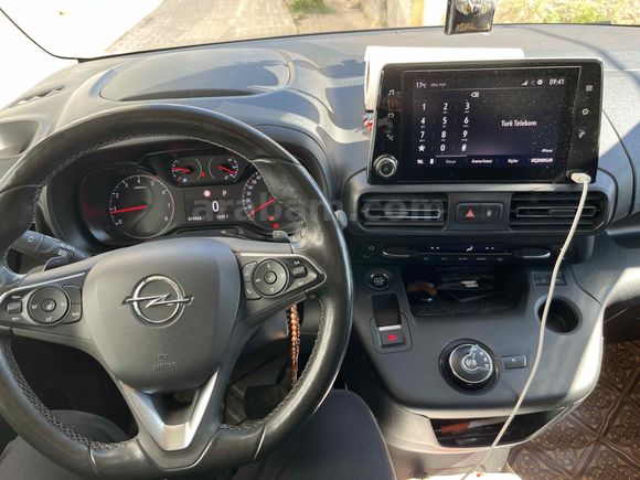 Sahibinden Opel Combo 1.5 CDTI Edition 2022 Model  75.000 km Gri