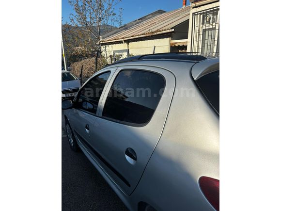 Sahibinden Peugeot 206 1.6 XT 2000 Model