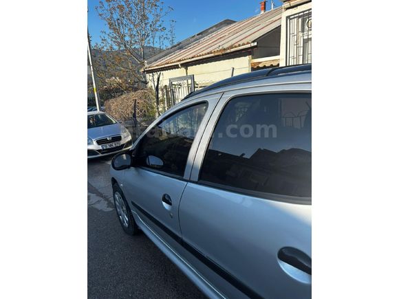 Sahibinden Peugeot 206 1.6 XT 2000 Model