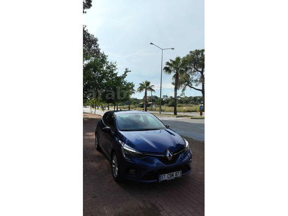 Sahibinden Renault Clio 1.0 TCe Touch 2023 Model 