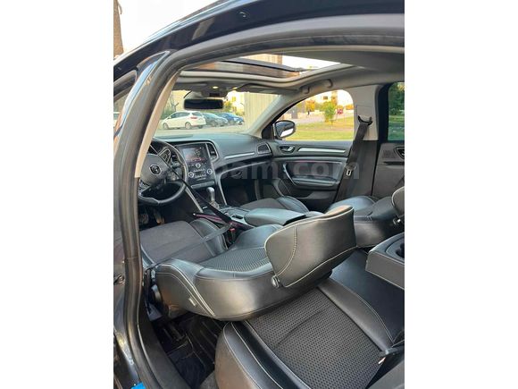 Sahibinden Renault Megane 1.5 Blue DCI Icon 2020 Model 