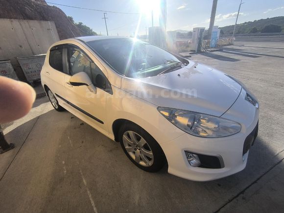 Sahibinden Peugeot 308 1.6 e-HDi Access 2012 Model