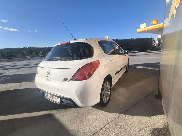 Sahibinden Peugeot 308 1.6 e-HDi Access 2012 Model