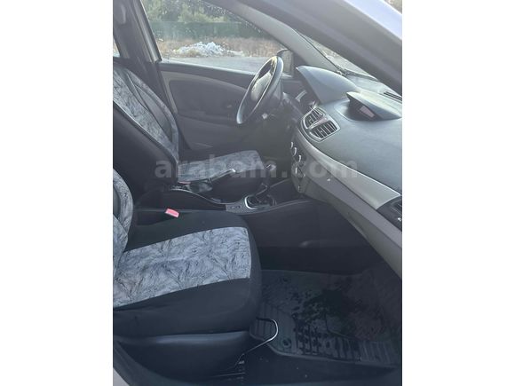 2011 fluence hatasi tek parça boyalı