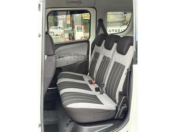 YENİ GELEN OTOMOBİL RUHSATLI HATASIZ BOYASIZ FİAT DOBLO