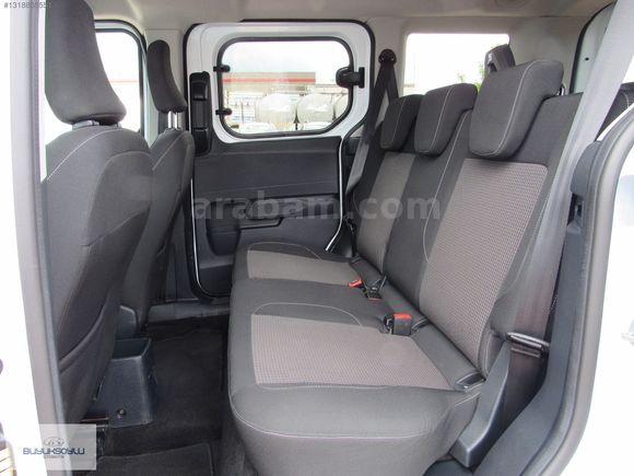 BÜYÜKSOYLU'DAN 2024 TOURNEO COURİER 1.5 ECOBLUE DELUXE 100 HP
