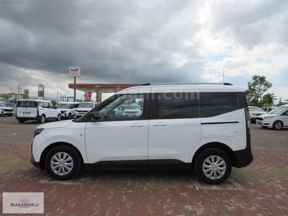 BÜYÜKSOYLU'DAN 2024 TOURNEO COURİER 1.5 ECOBLUE DELUXE 100 HP