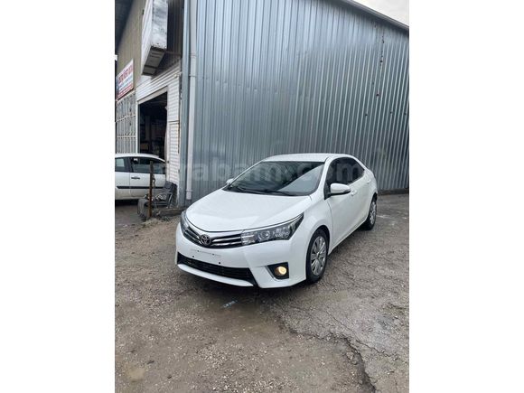 Sahibinden Toyota Corolla 1.4 D-4D Touch 2013 Model  286.000 km Beyaz