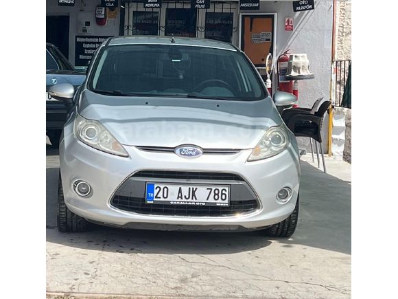 Sahibinden Ford Fiesta 1.4 TDCi Titanium 2011 Model
