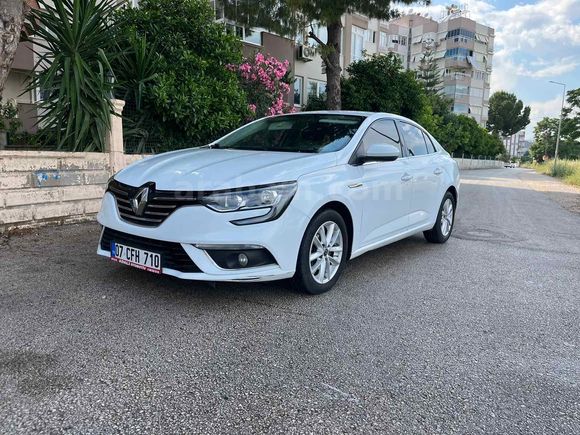 Sahibinden Renault Megane 1.5 Blue DCI Touch 2020 Model 