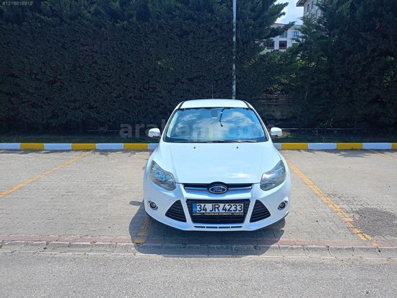 2012 MODEL FOCUS Titanium