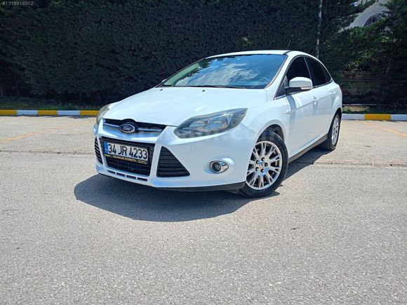2012 MODEL FOCUS Titanium