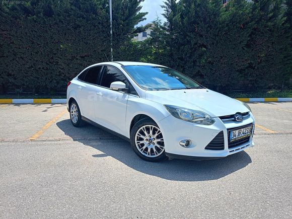 2012 MODEL FOCUS Titanium