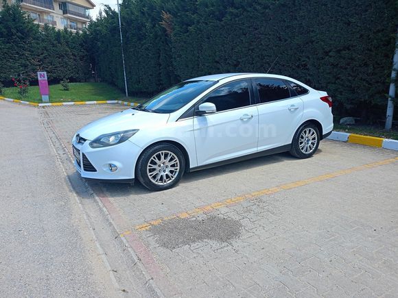 2012 MODEL FOCUS Titanium