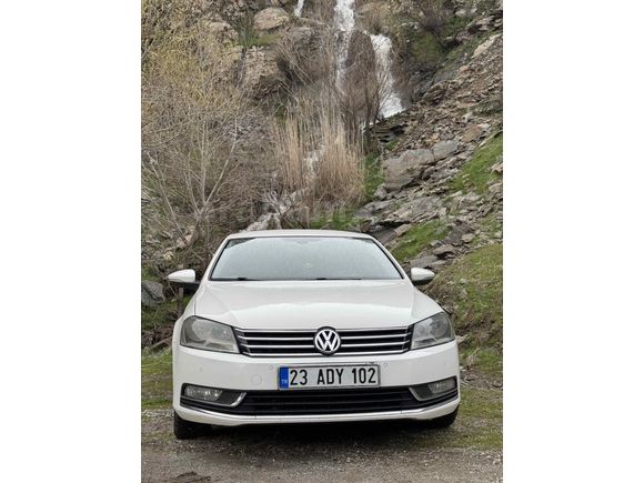 Sahibinden Volkswagen Passat 1.4 TSi BlueMotion Comfortline 2014 Model  163.000 km Beyaz