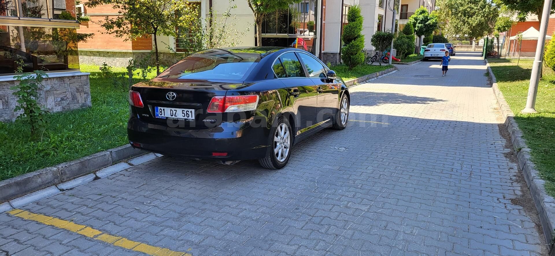 Sahibinden Toyota Avensis 1.6 Elegant Extra 2011 Model Düzce 219.000 km Siyah 3