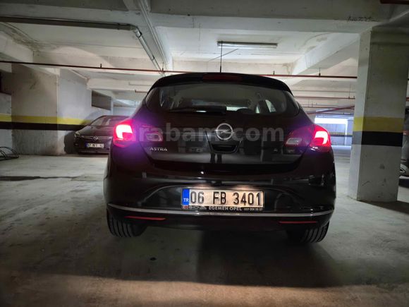 Sahibinden Opel Astra 1.6 Edition 2013 Model - ÖZEL PLAKA