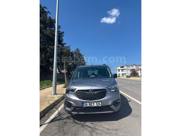Sahibinden Opel Combo 1.5 CDTI Edition 2023 Model İstanbul 39.500 km Gri (Gümüş)