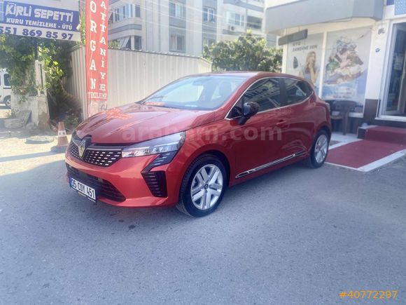 2025 MODEL HATASİZ BOYASIZ CLİO,İLK SAHİP 6300 Orj km