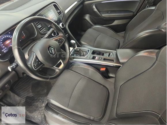 ÇETAŞ RENAULT İZMİR 2023 Megane Sedan 1.3 TCe Icon EDC