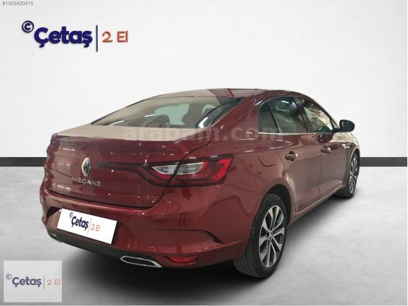 ÇETAŞ RENAULT İZMİR 2023 Megane Sedan 1.3 TCe Icon EDC