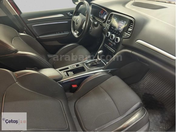 ÇETAŞ RENAULT İZMİR 2023 Megane Sedan 1.3 TCe Icon EDC