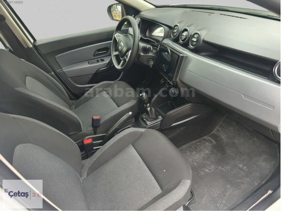 ÇETAŞ RENAULT İZMİR 2022 Duster 1.3 Tce 4x4 Comfort
