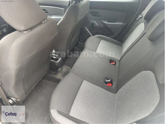 ÇETAŞ RENAULT İZMİR 2022 Duster 1.3 Tce 4x4 Comfort