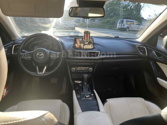 Sahibinden Mazda 3 1.5 SkyActive-D Power Sense 2017 Model İstanbul 79.200 km Siyah