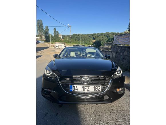 Sahibinden Mazda 3 1.5 SkyActive-D Power Sense 2017 Model İstanbul 79.200 km Siyah