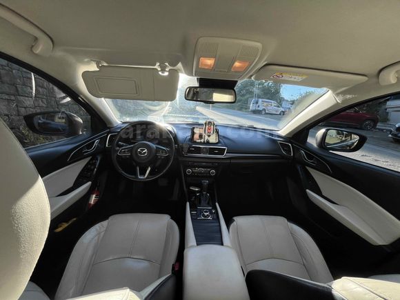 Sahibinden Mazda 3 1.5 SkyActive-D Power Sense 2017 Model İstanbul 79.200 km Siyah