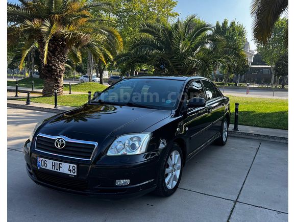 Temiz Aile Aracı-  Avensis 1.6 Elegant 2005 Model 