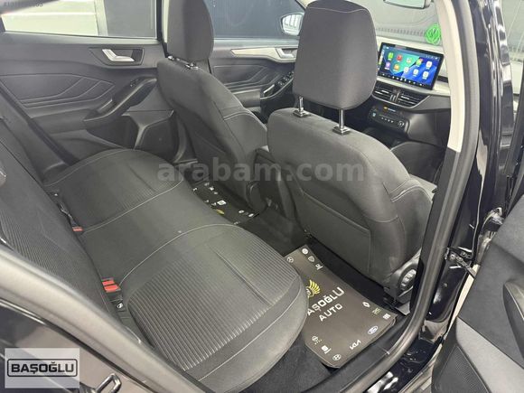 2025 MODEL FORD FOCUS 1.5ECOBLUE TİTANİUM STİL SİYAH RENK