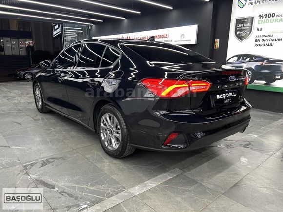 2025 MODEL FORD FOCUS 1.5ECOBLUE TİTANİUM STİL SİYAH RENK