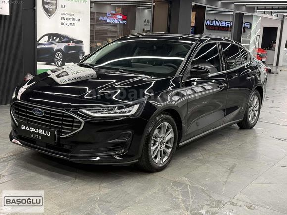 2025 MODEL FORD FOCUS 1.5ECOBLUE TİTANİUM STİL SİYAH RENK